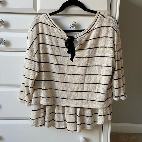 Anthropologie 3/4 Sleeve Layered Sweater - Picture 2 of 6